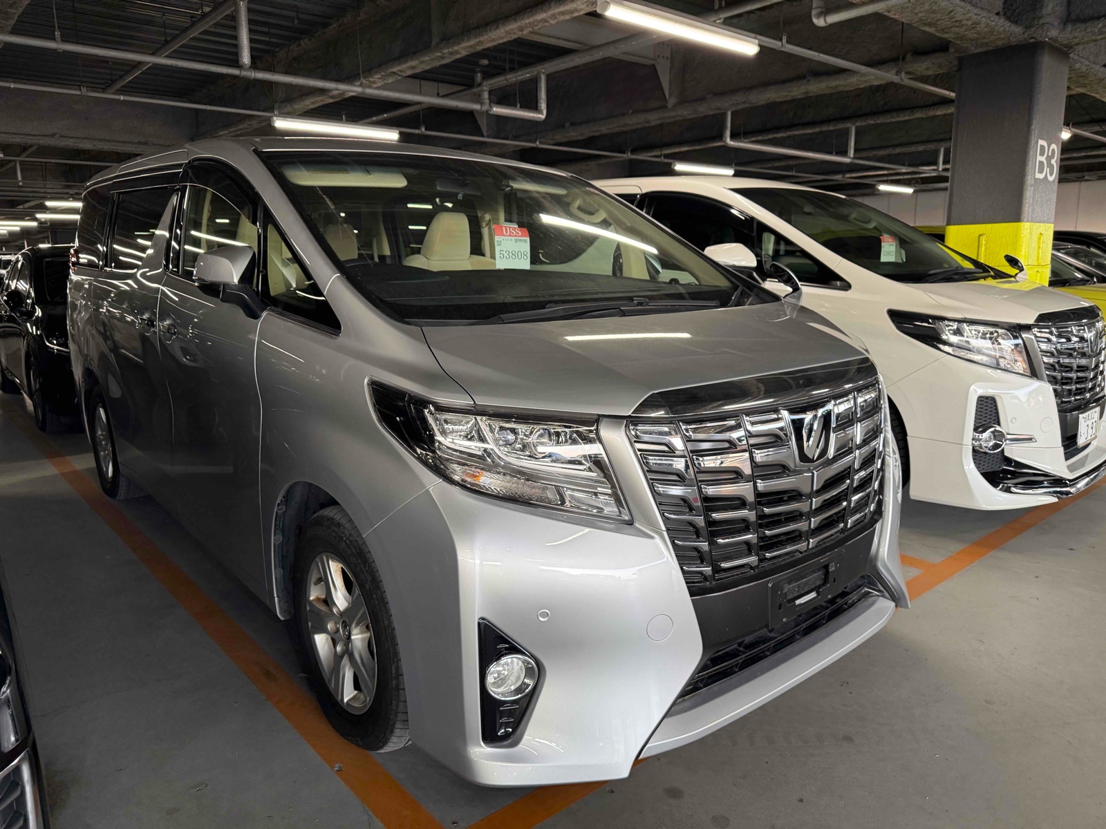 2015 TOYOTA ALPHARD