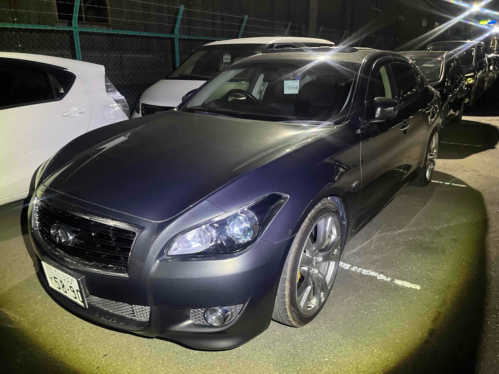 2012 NISSAN FUGA