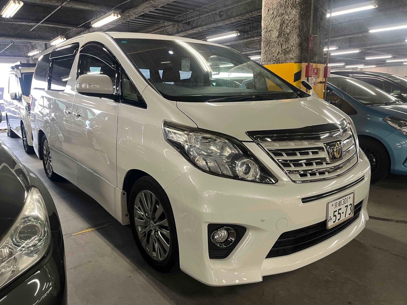 2015 TOYOTA ALPHARD