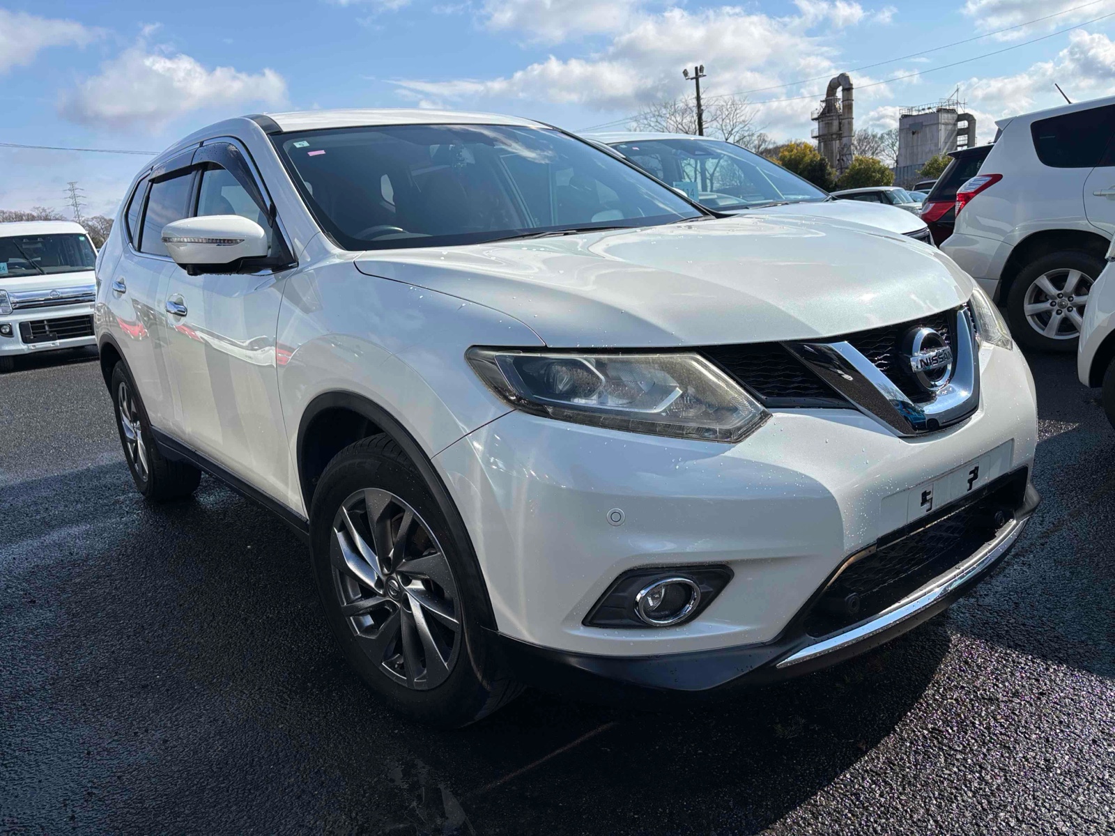 2017 NISSAN X-TRAIL