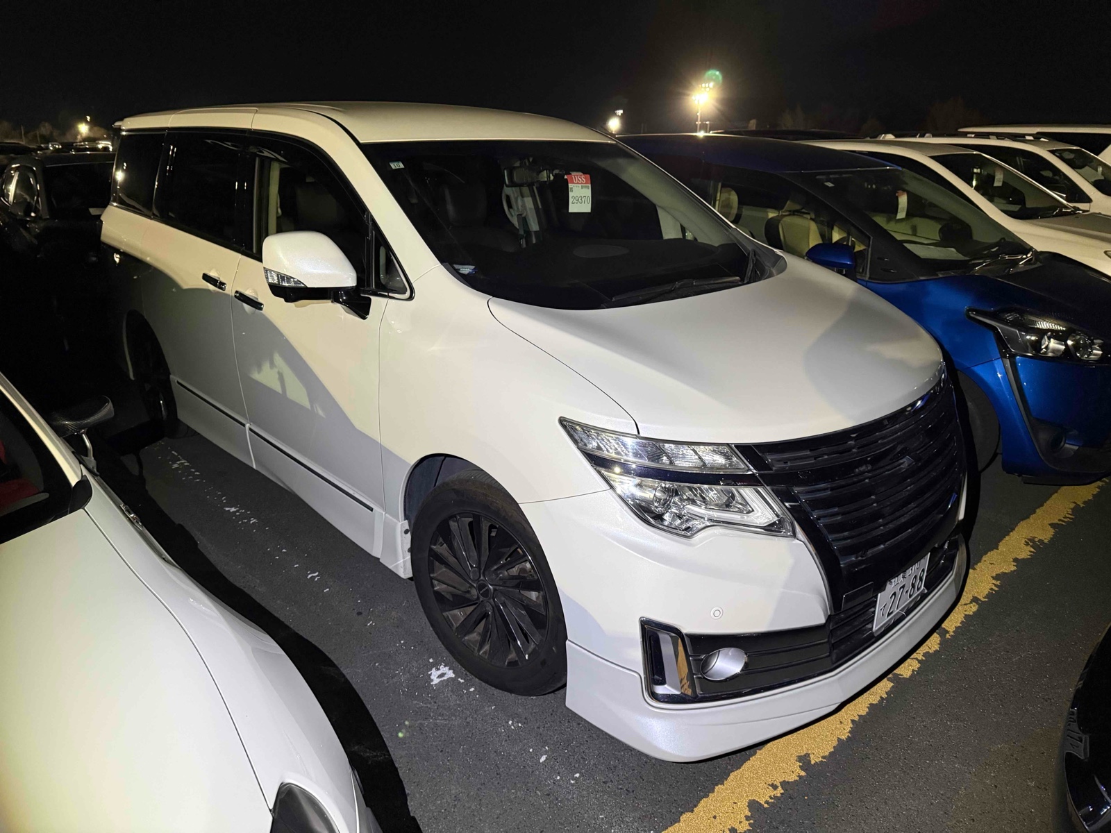 2017 NISSAN ELGRAND