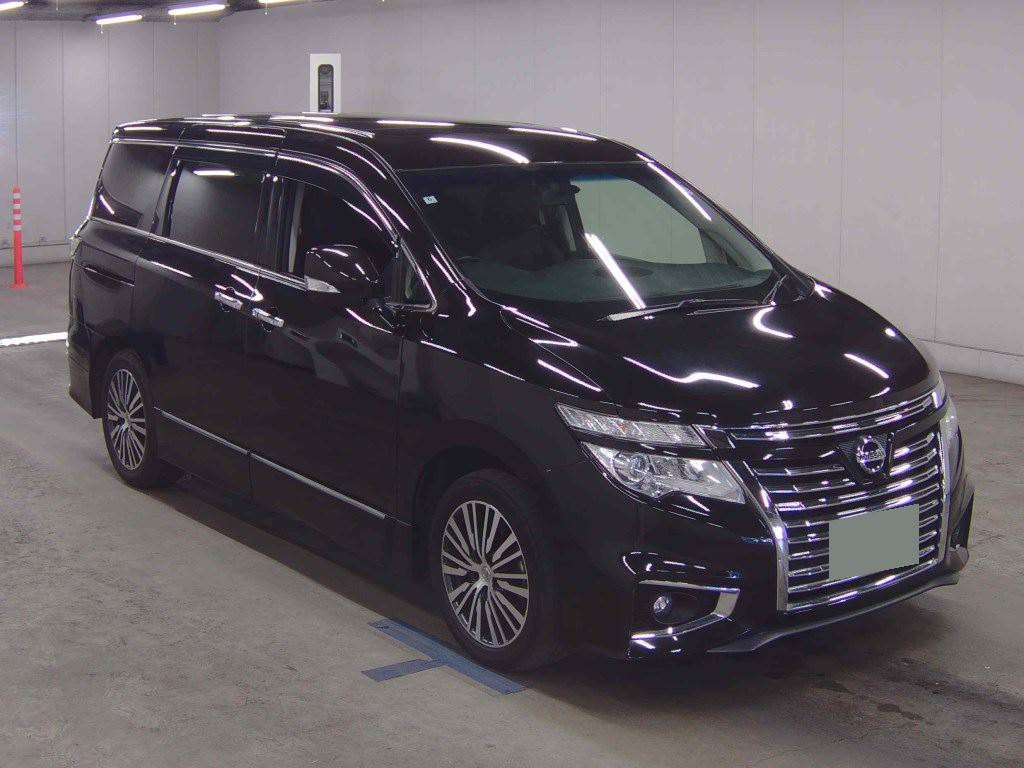 2018 NISSAN ELGRAND
