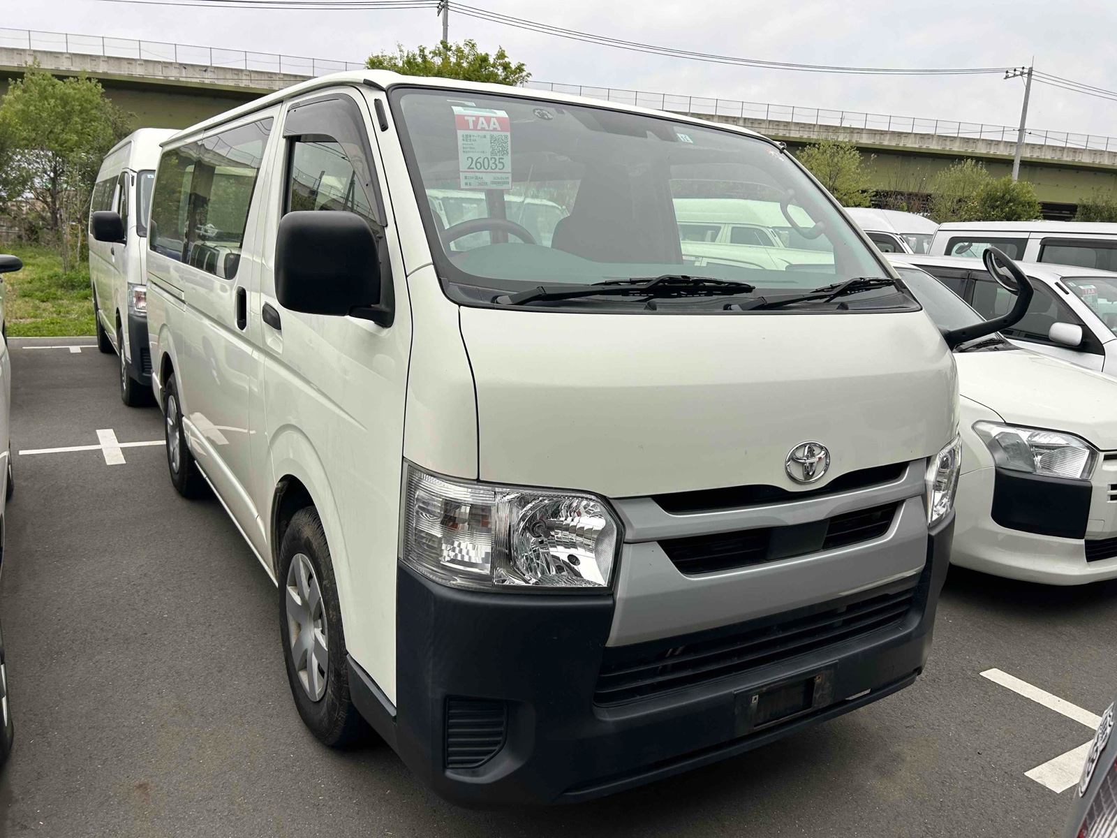 2020 TOYOTA HIACE