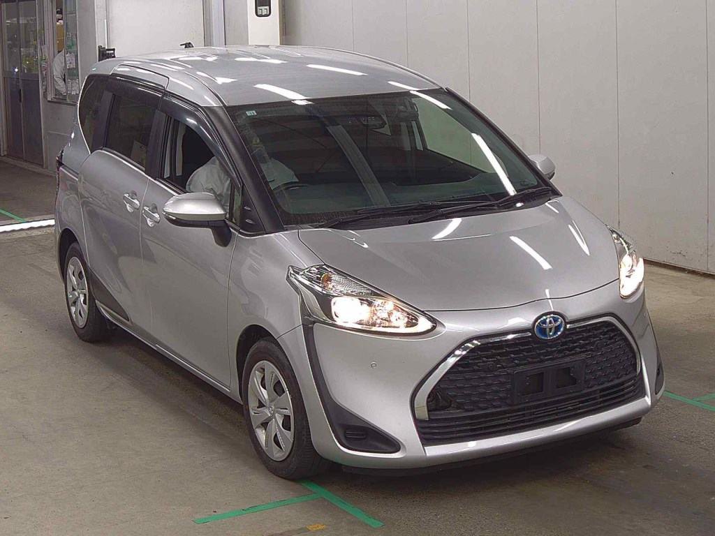 2020 TOYOTA SIENTA