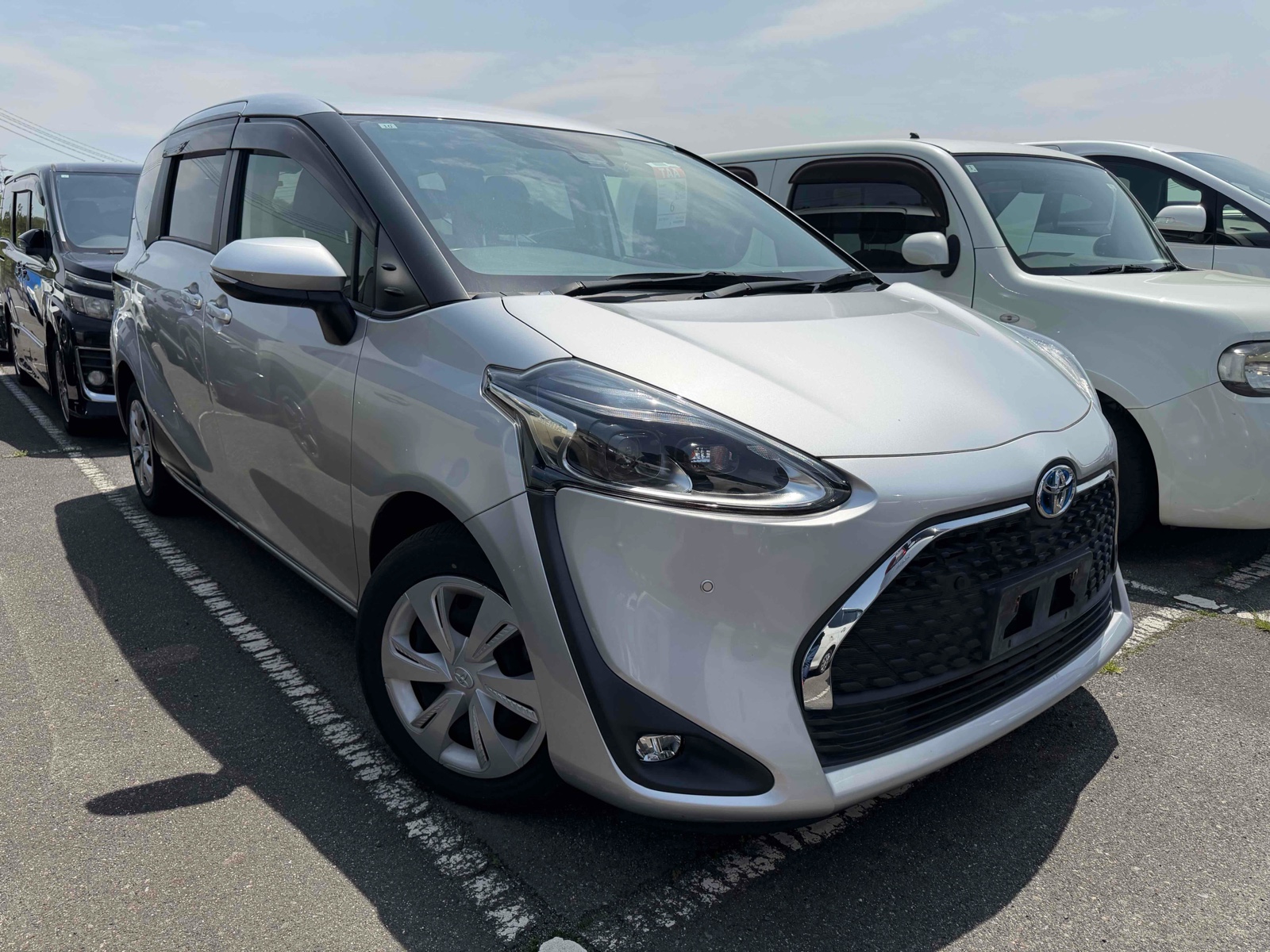 2021 TOYOTA SIENTA