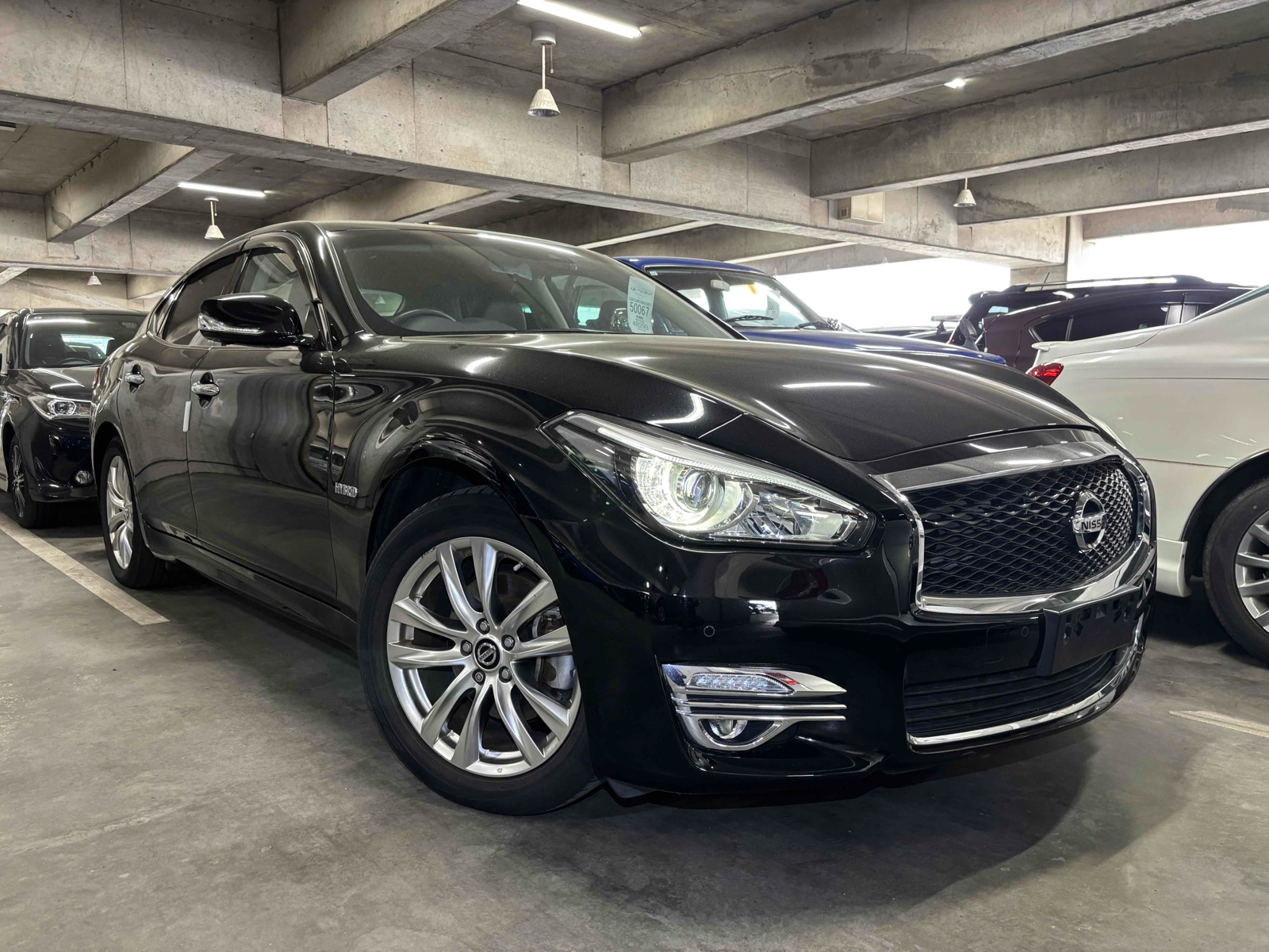 2021 NISSAN FUGA