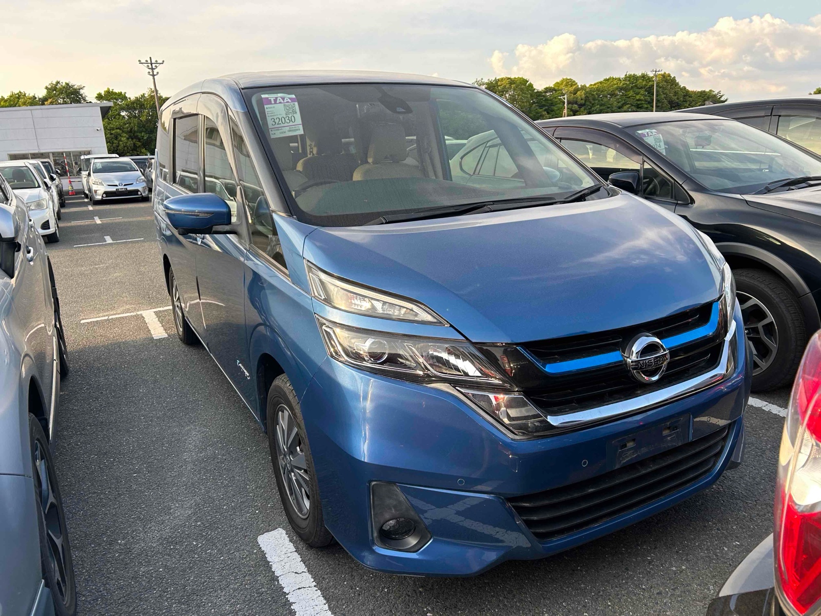 2019 NISSAN SERENA