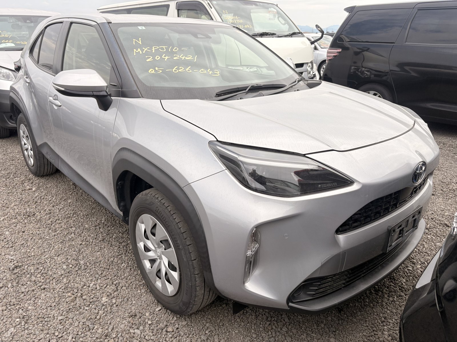 2022 TOYOTA YARIS CROSS