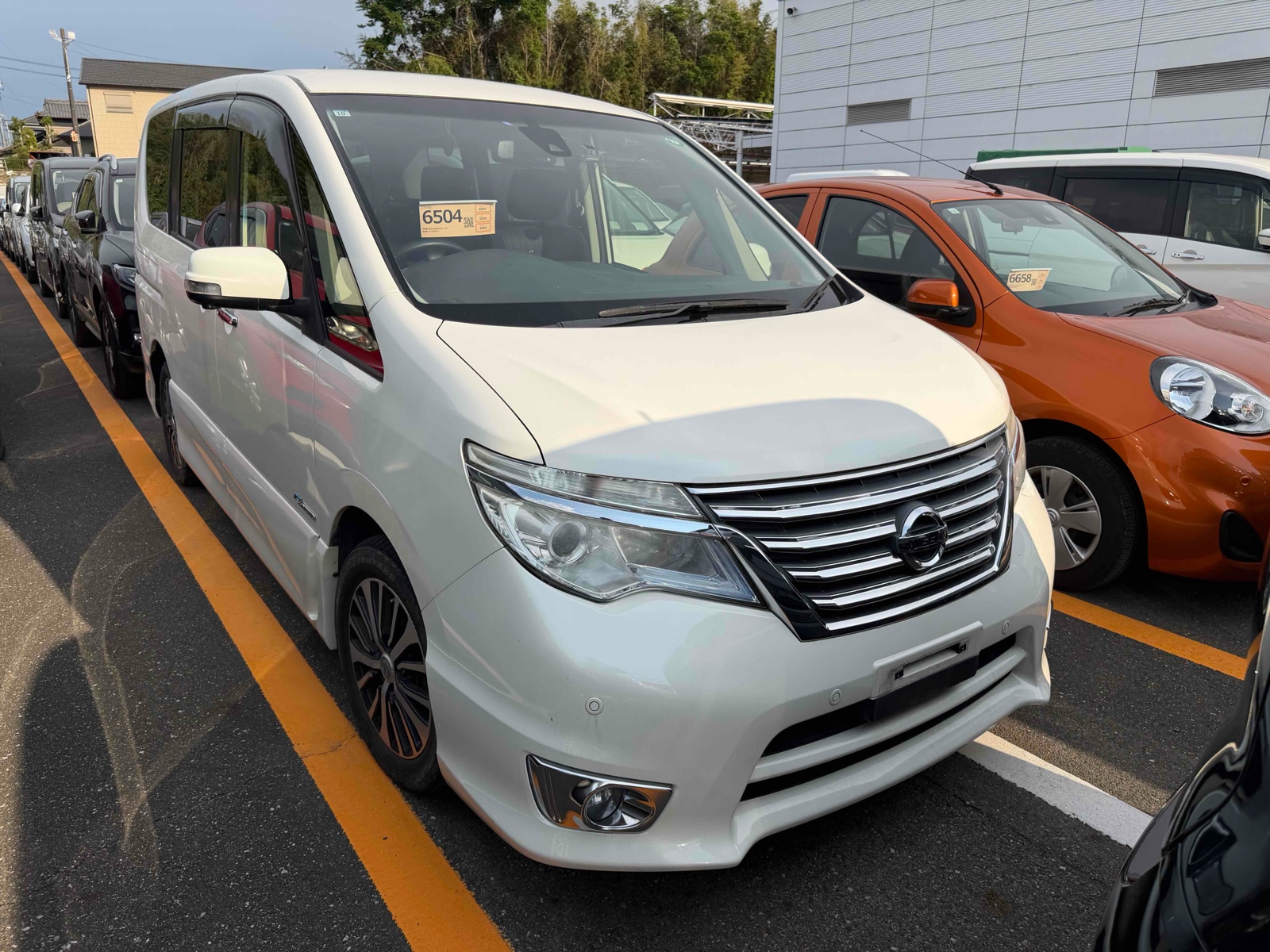 2015 NISSAN SERENA