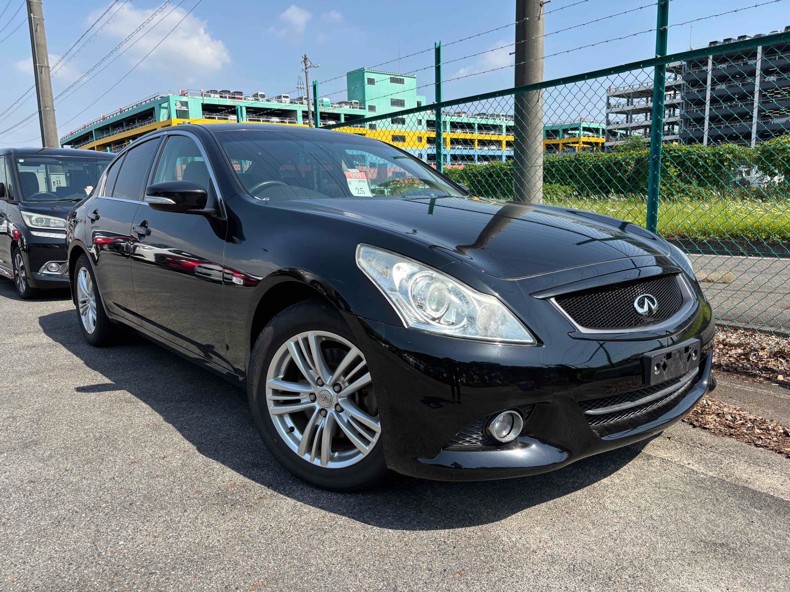 2012 NISSAN SKYLINE