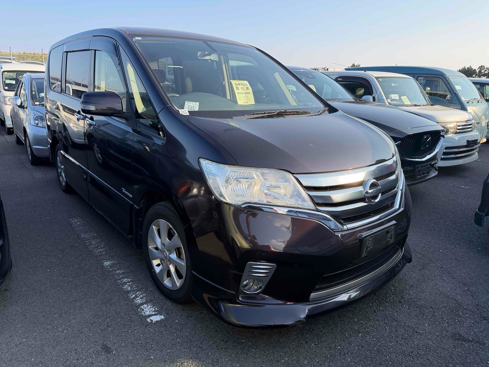 2013 NISSAN SERENA