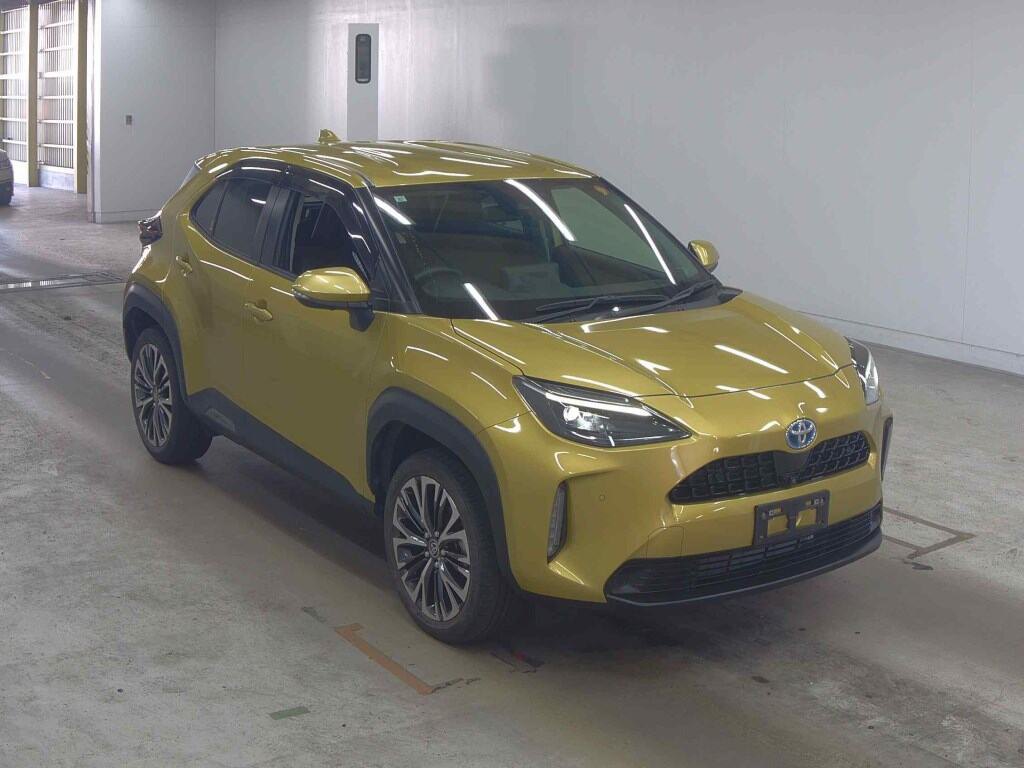 2021 TOYOTA YARIS CROSS