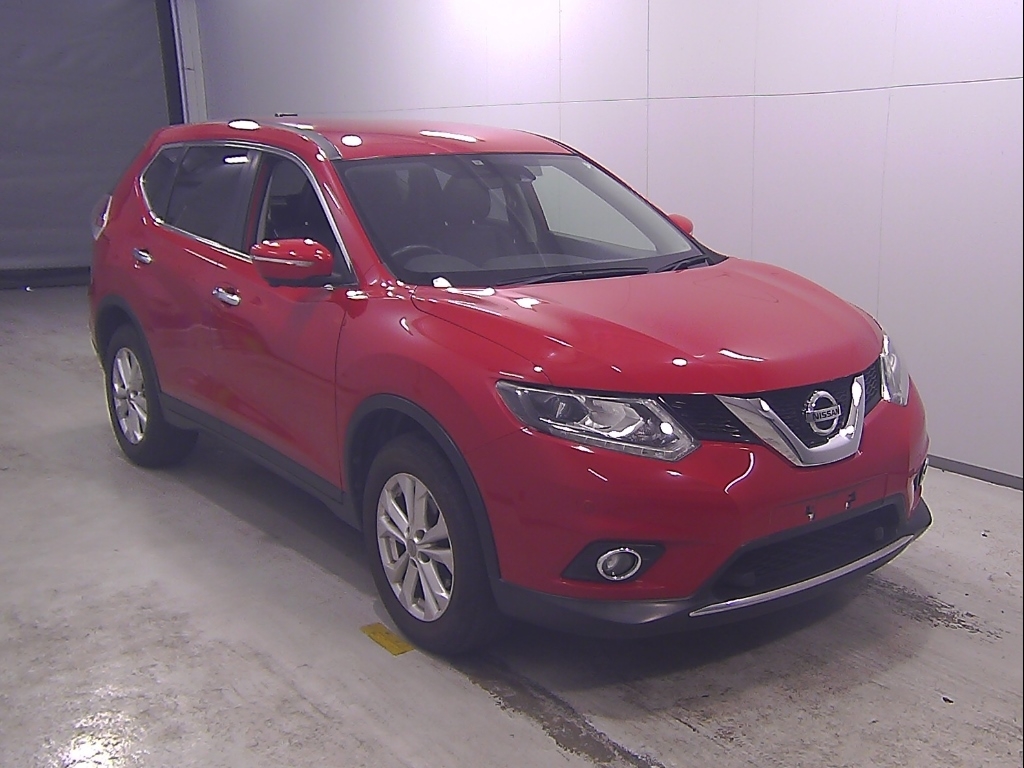 2015 NISSAN X-TRAIL