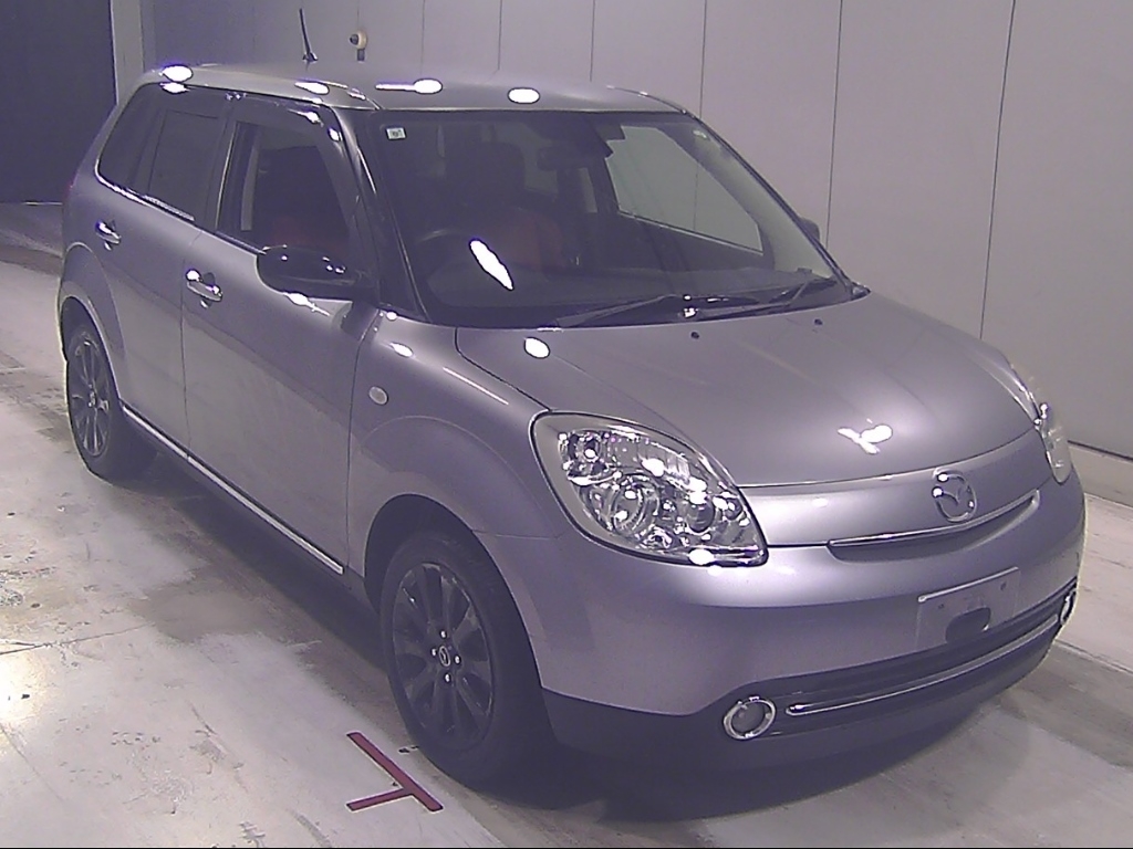 2015 MAZDA VERISA