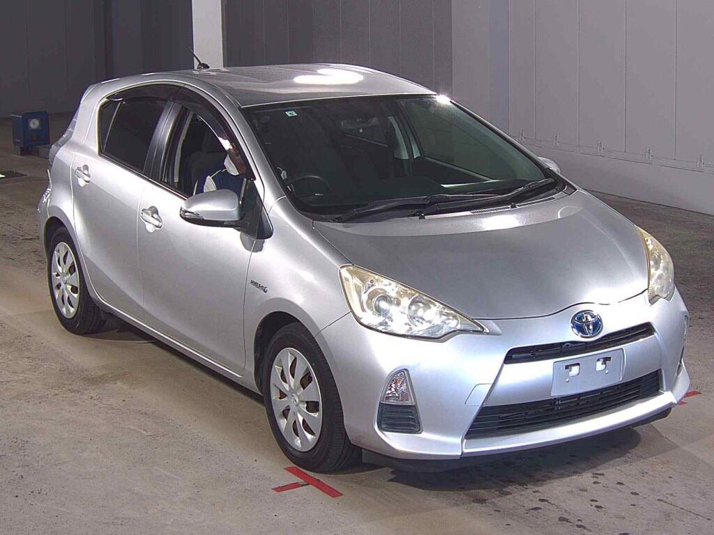 2013 TOYOTA AQUA