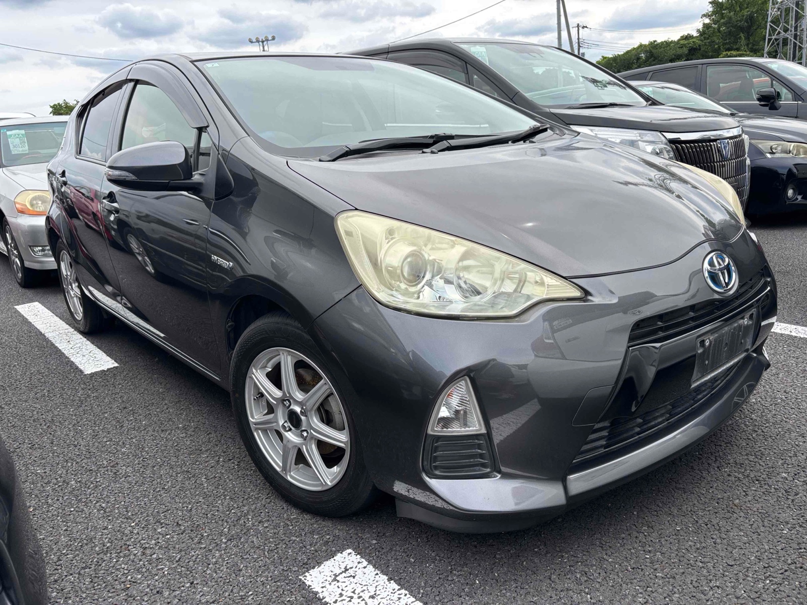 2013 TOYOTA AQUA