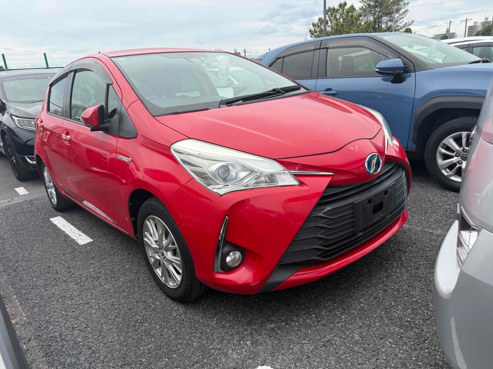2017 TOYOTA VITZ