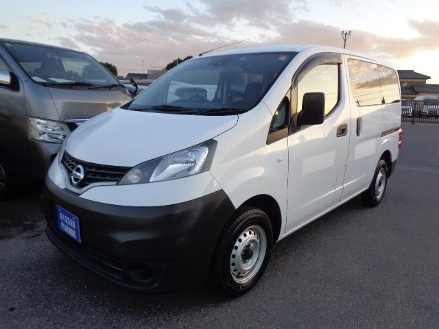 2021 NISSAN NV200