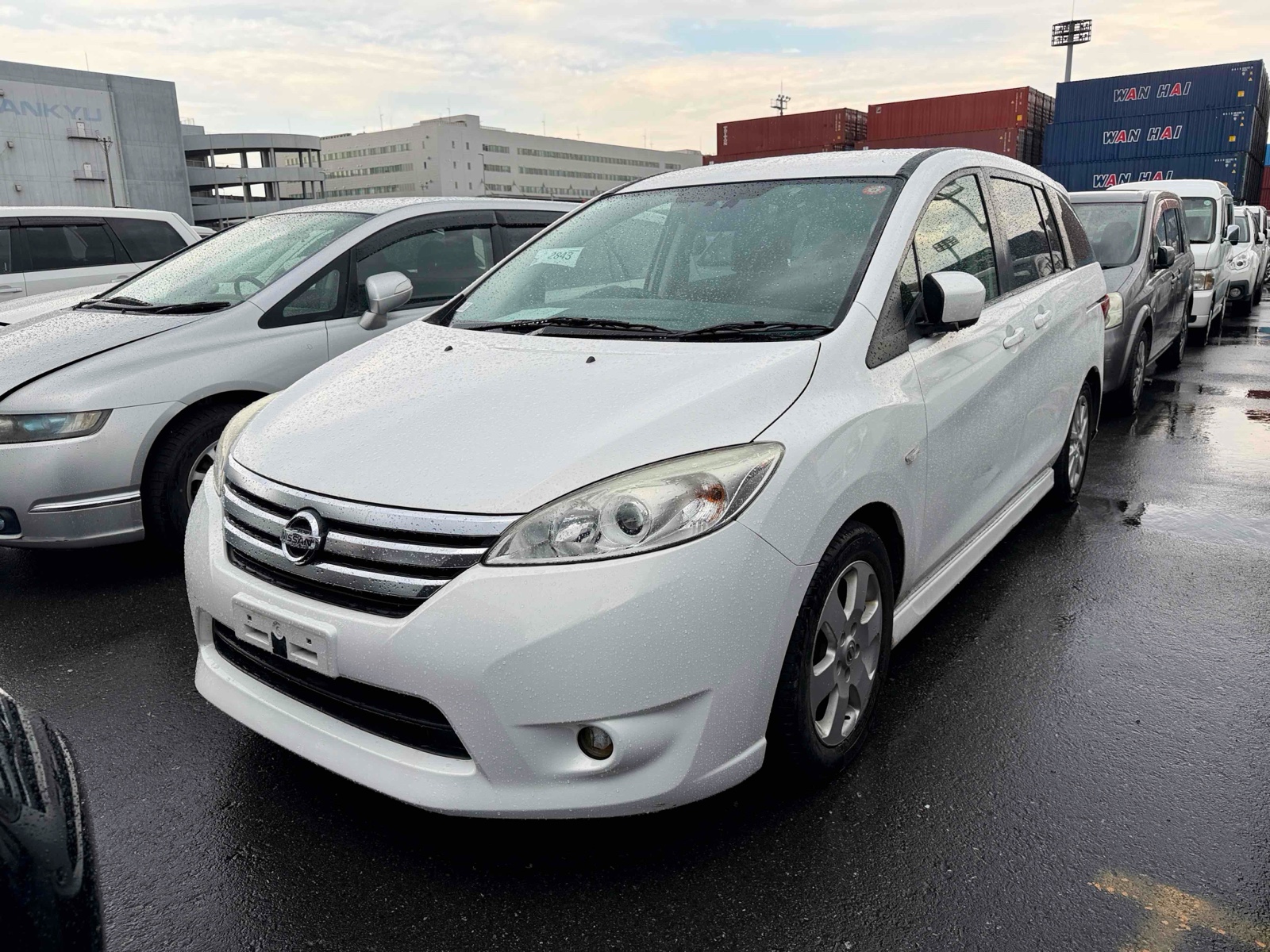 2012 NISSAN LAFESTA
