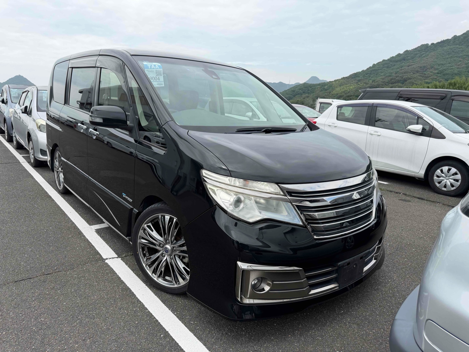 2014 NISSAN SERENA