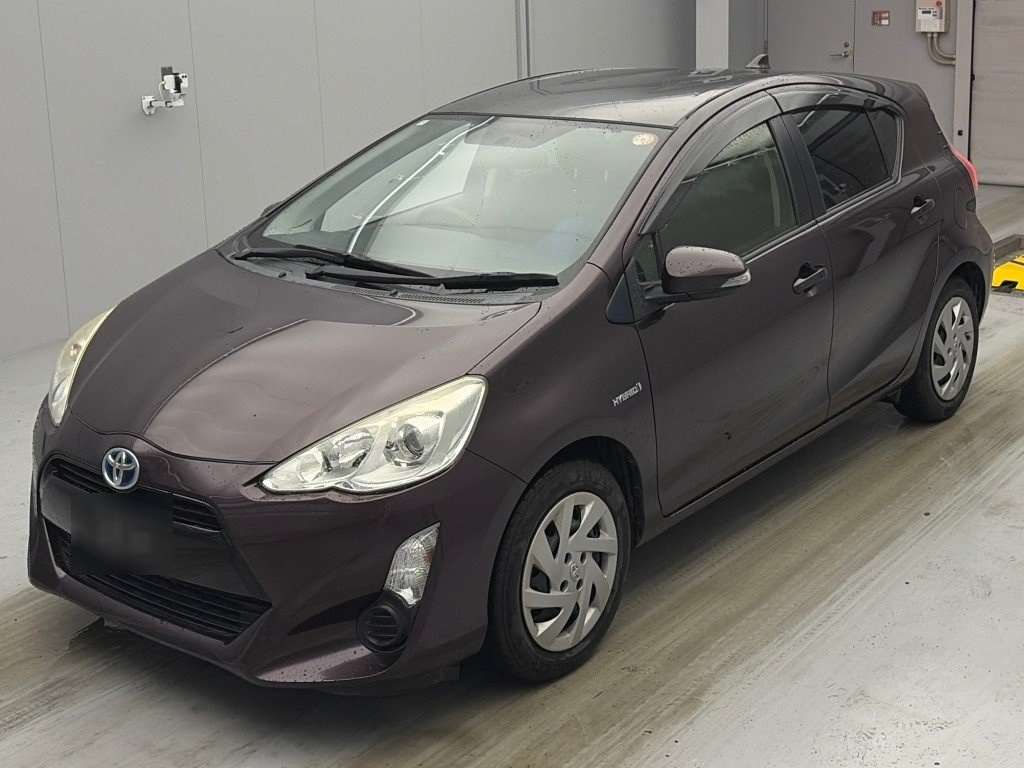 2015 TOYOTA AQUA