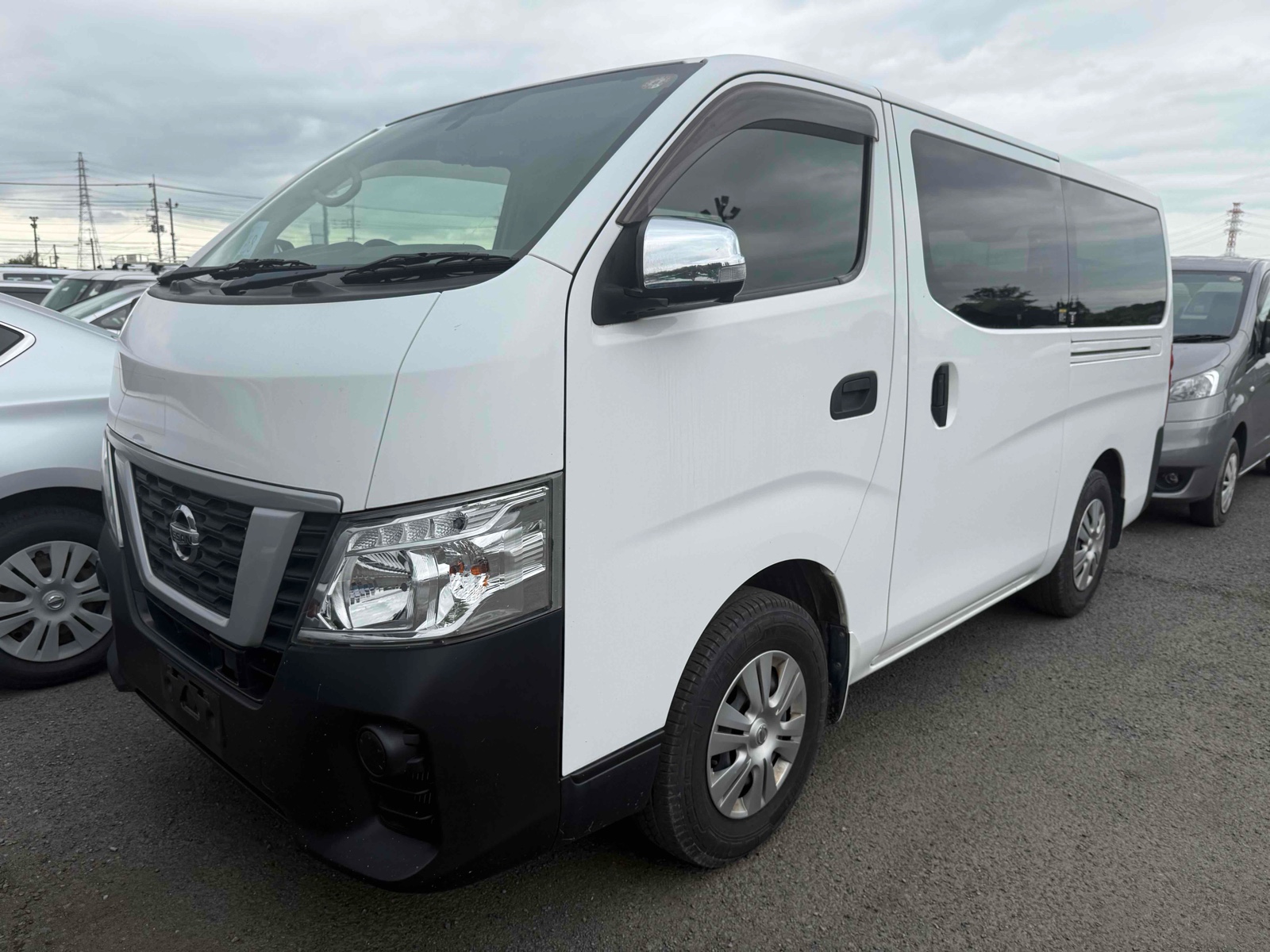 2018 NISSAN CARAVAN