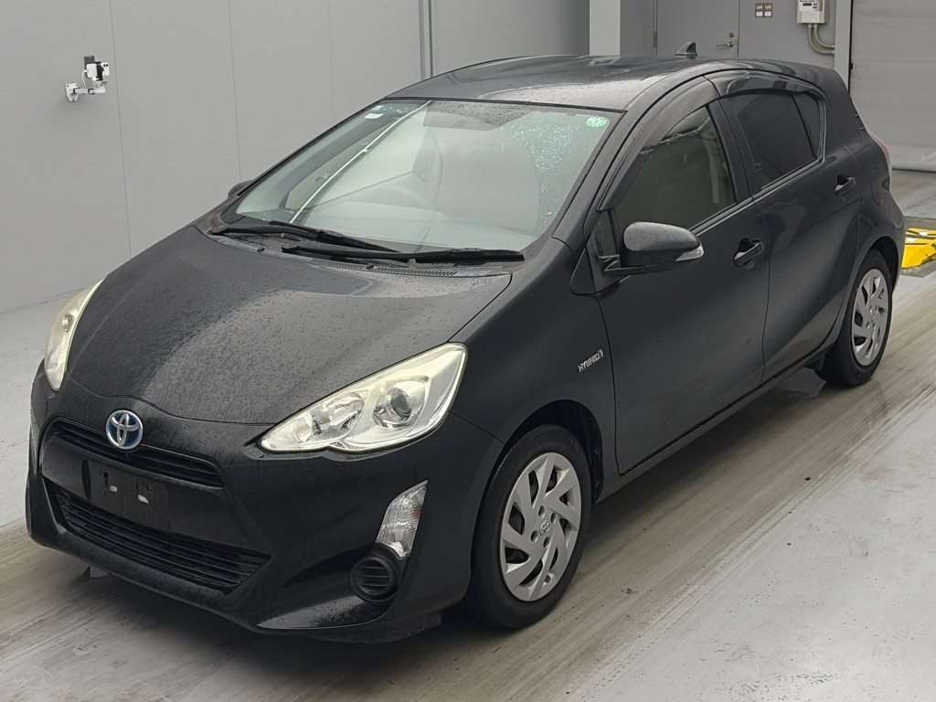 2015 TOYOTA AQUA