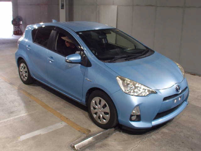2014 TOYOTA AQUA