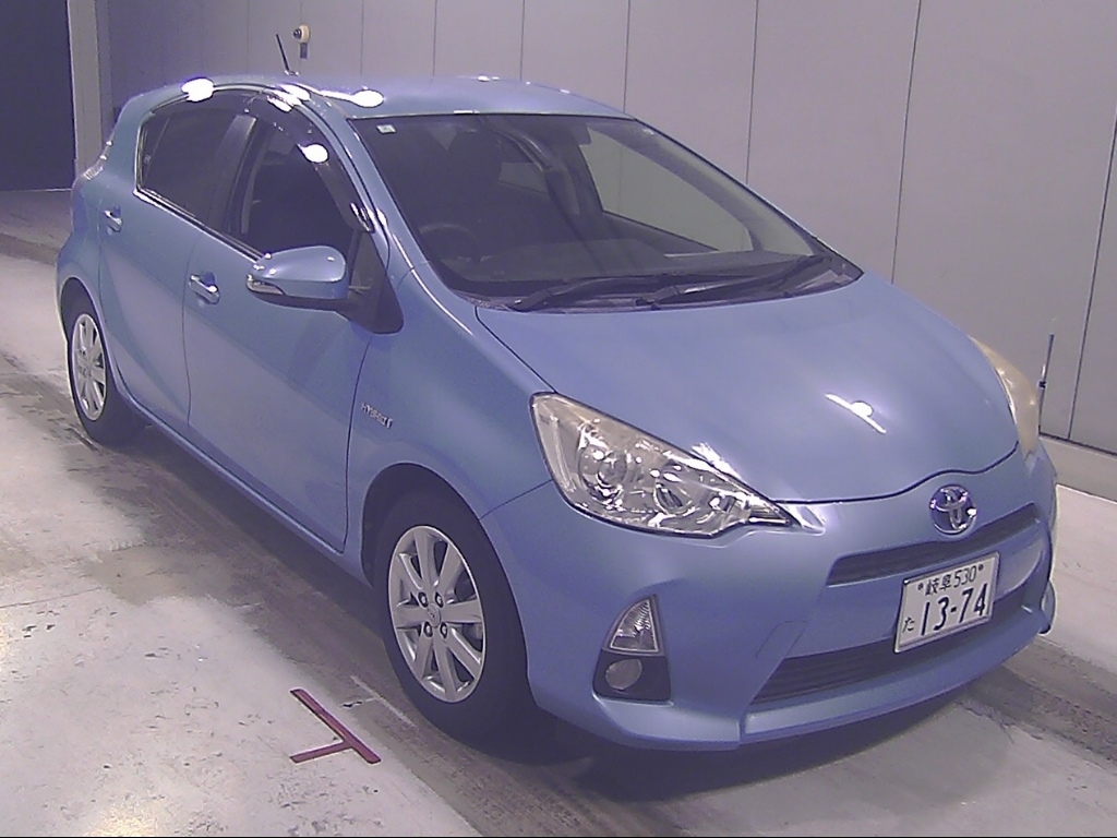 2014 TOYOTA AQUA