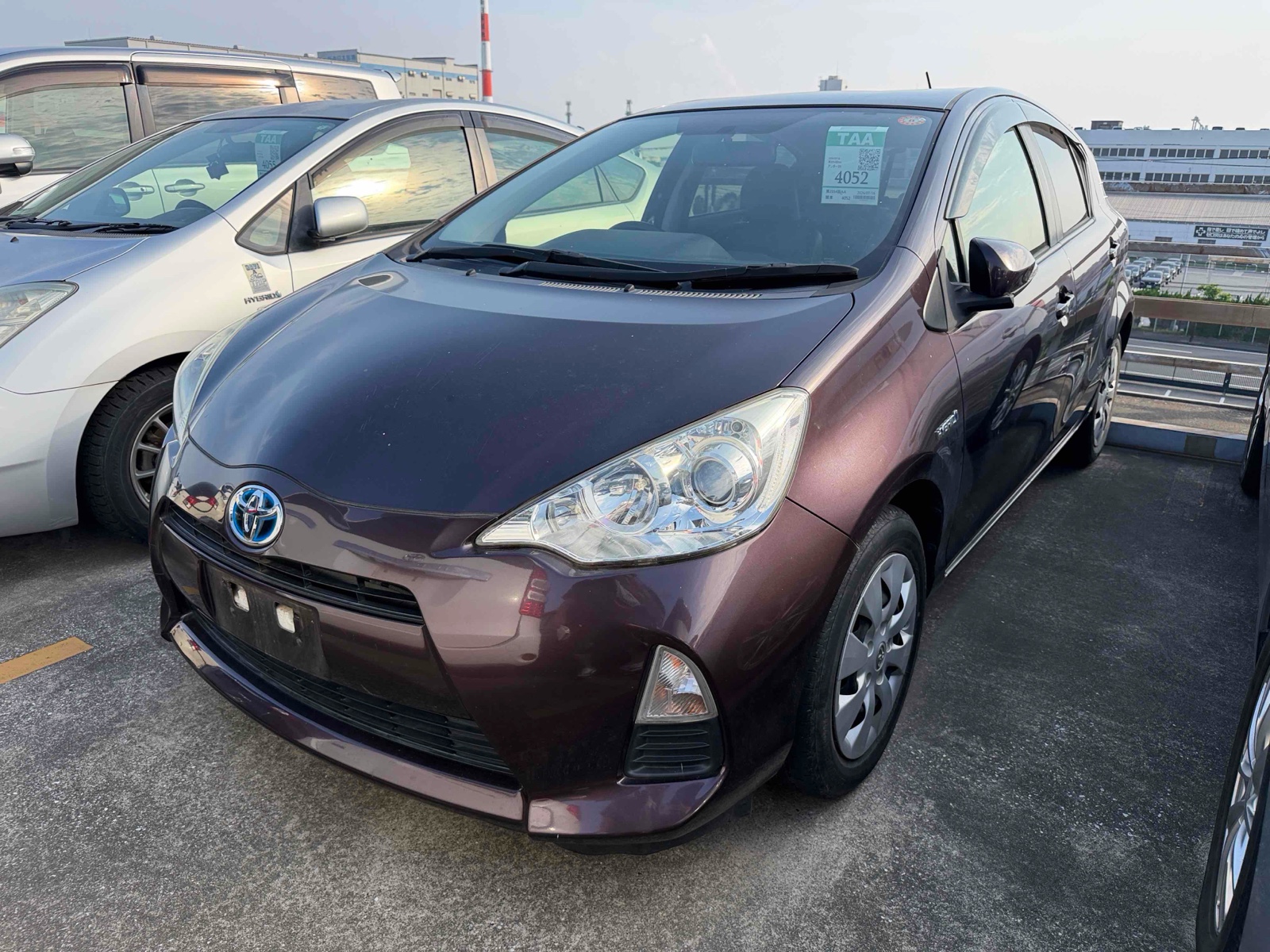 2014 TOYOTA AQUA