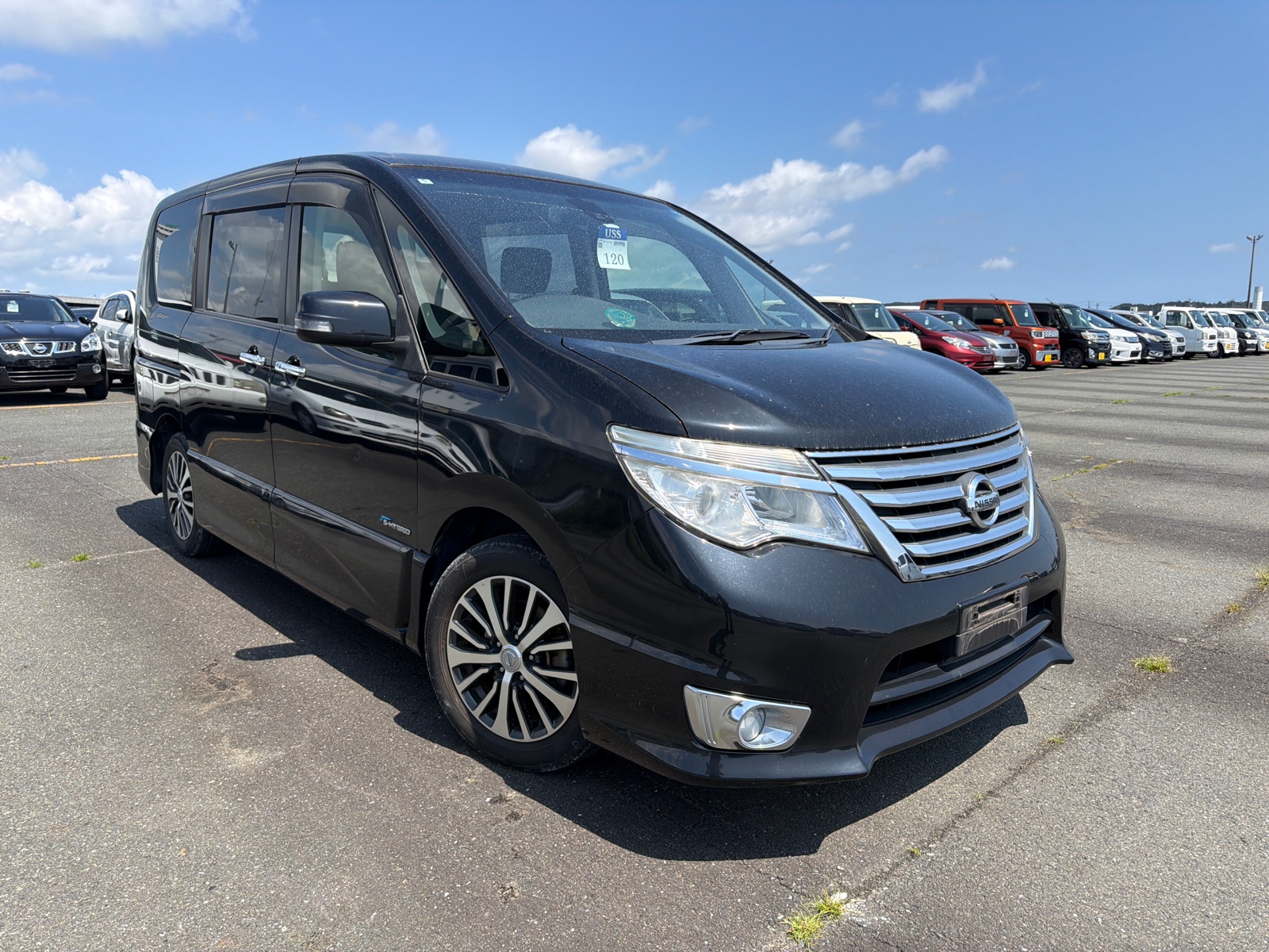 2014 NISSAN SERENA