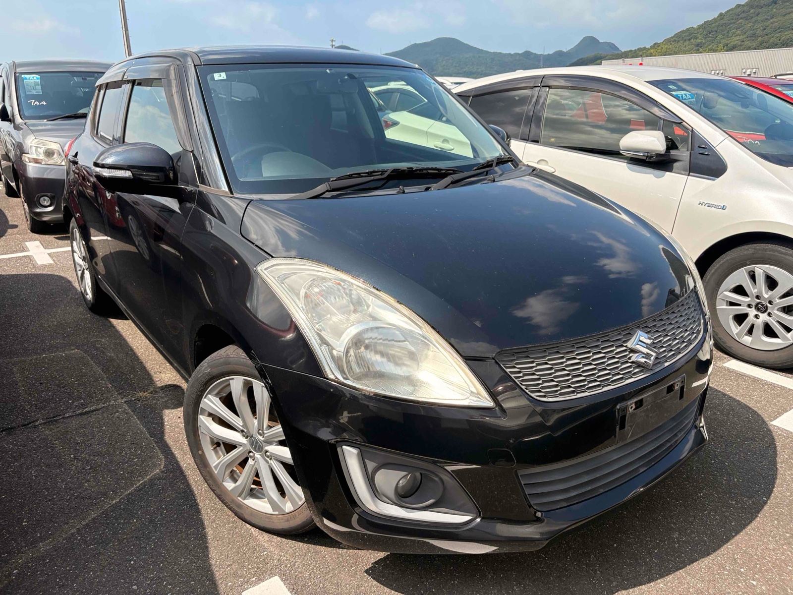 2016 SUZUKI SWIFT