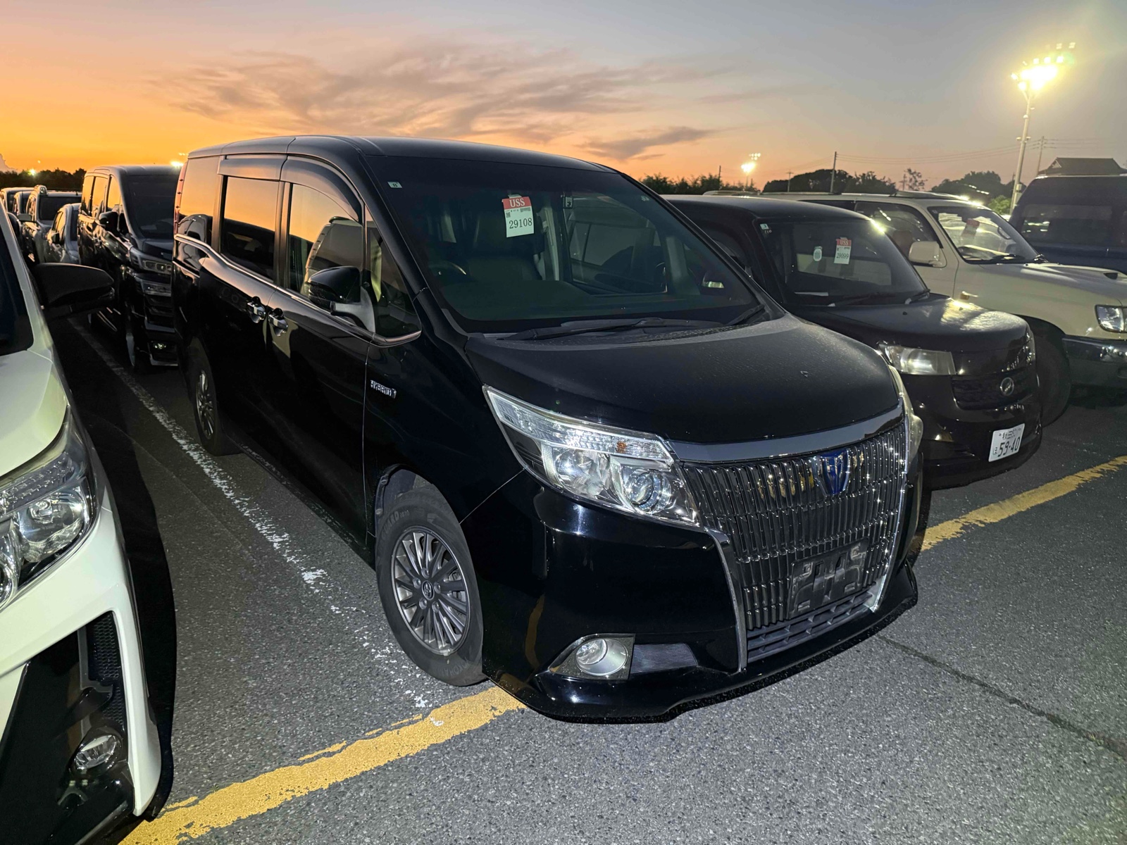 2015 TOYOTA ESQUIRE