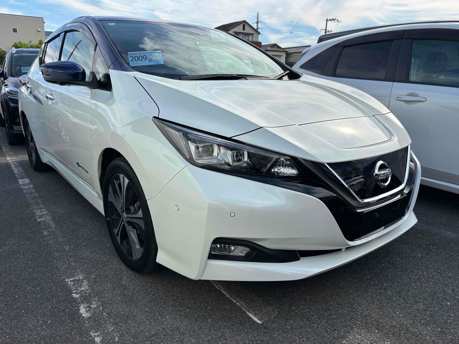 2018 NISSAN LEAF
