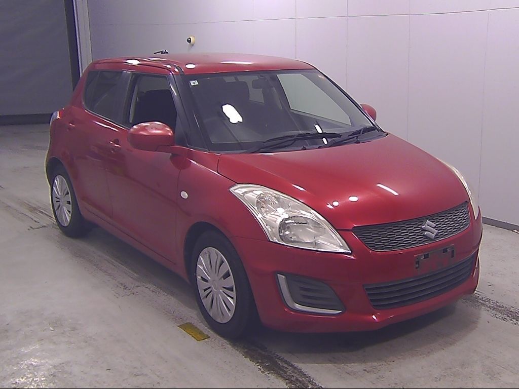 2015 SUZUKI SWIFT