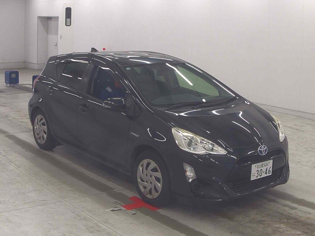 2015 TOYOTA AQUA