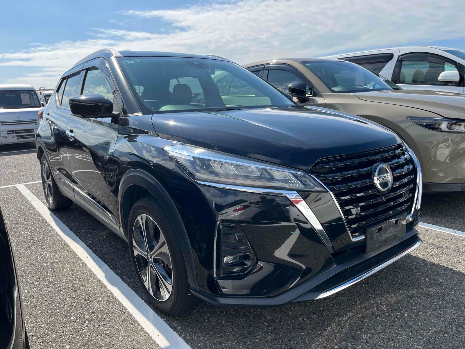 2020 NISSAN KIX