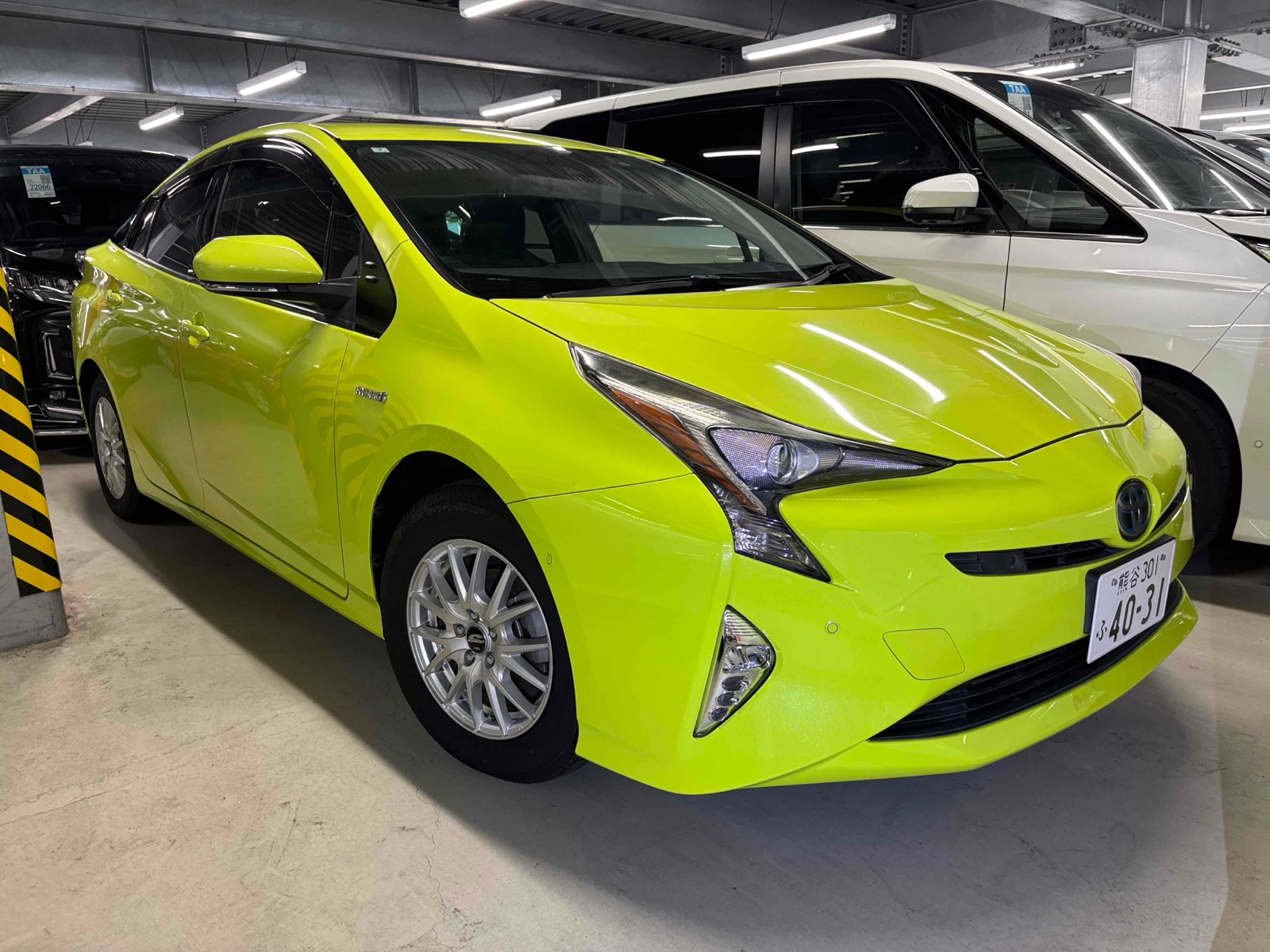 2016 TOYOTA PRIUS