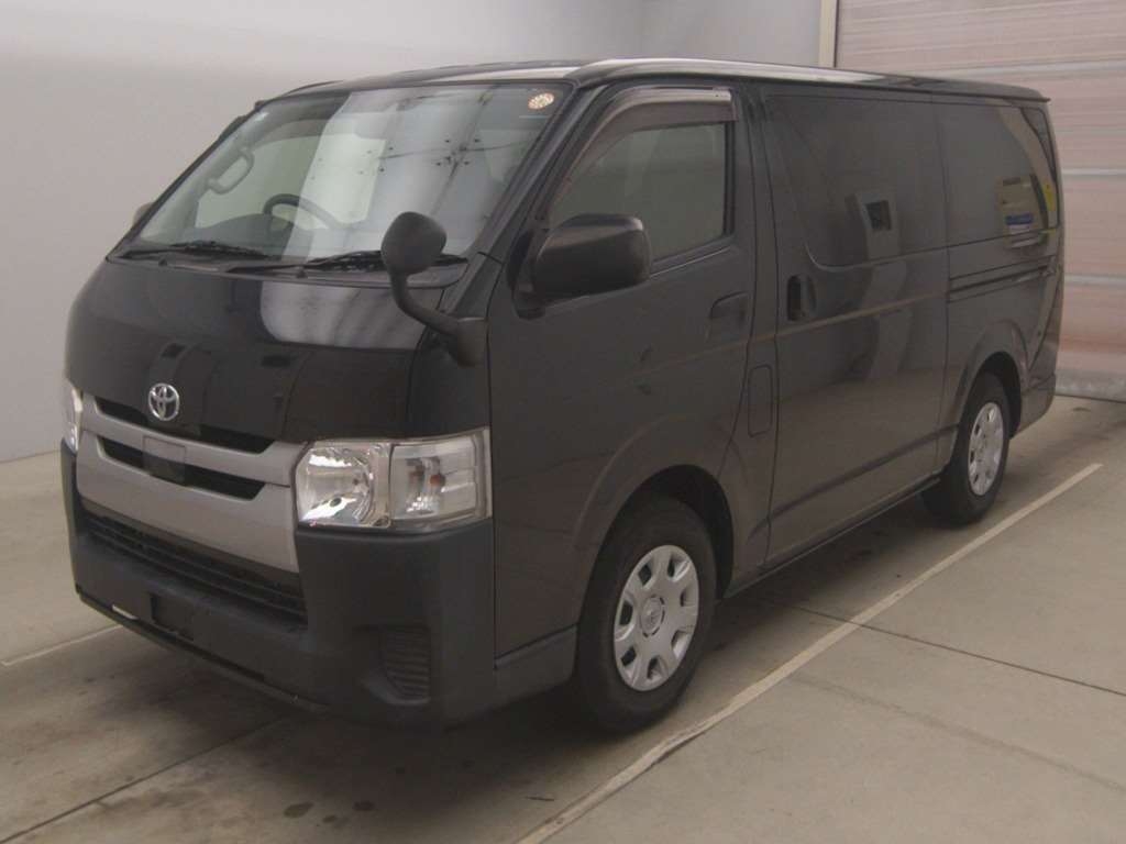 2019 TOYOTA HIACE VAN
