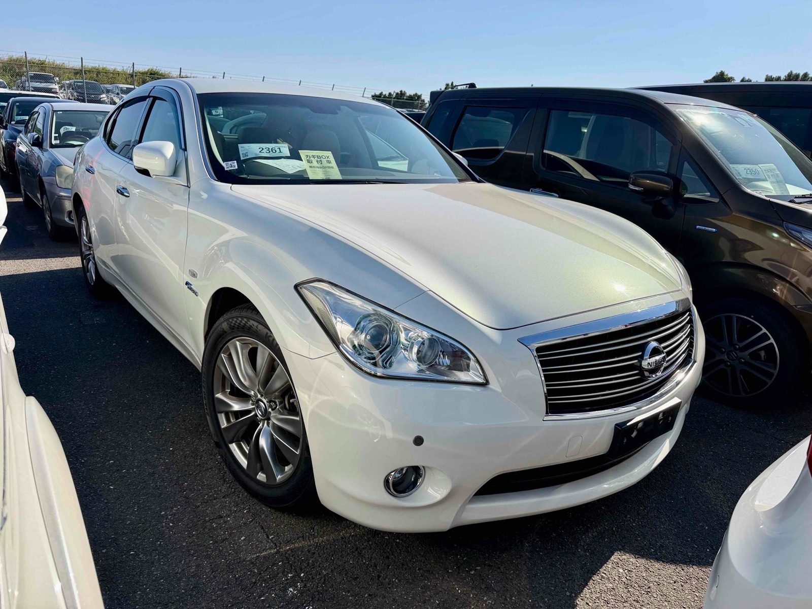 2014 NISSAN FUGA