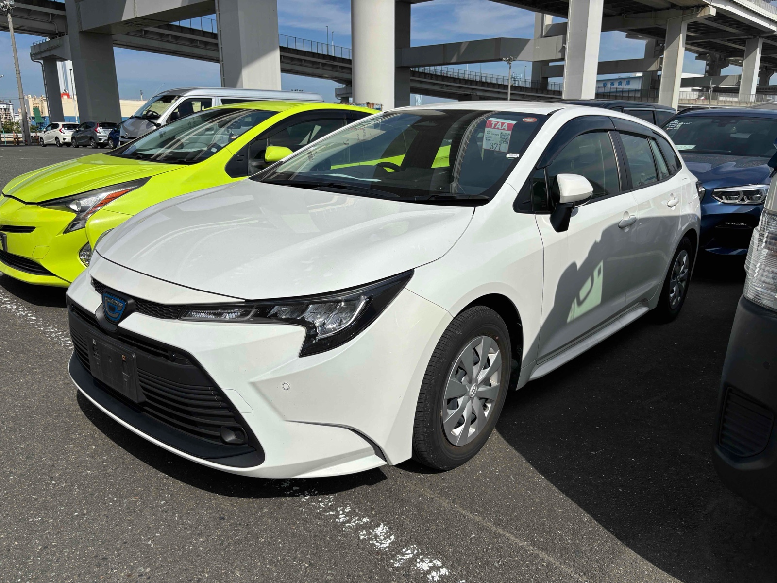 2023 TOYOTA COROLLA