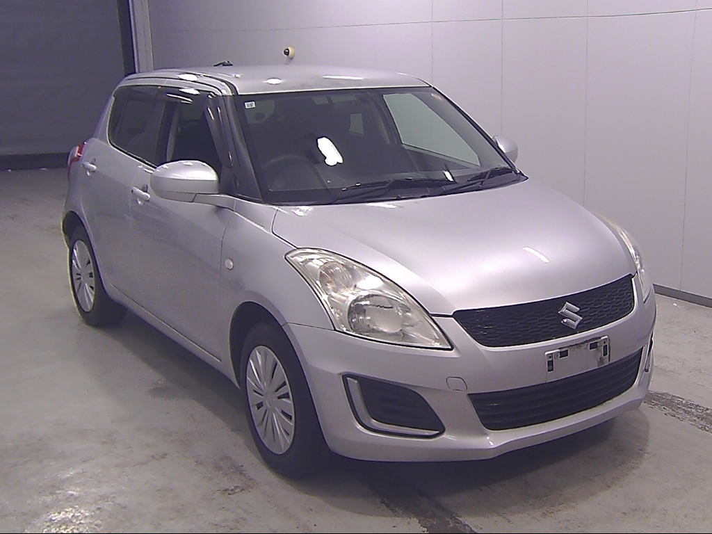 2013 SUZUKI SWIFT