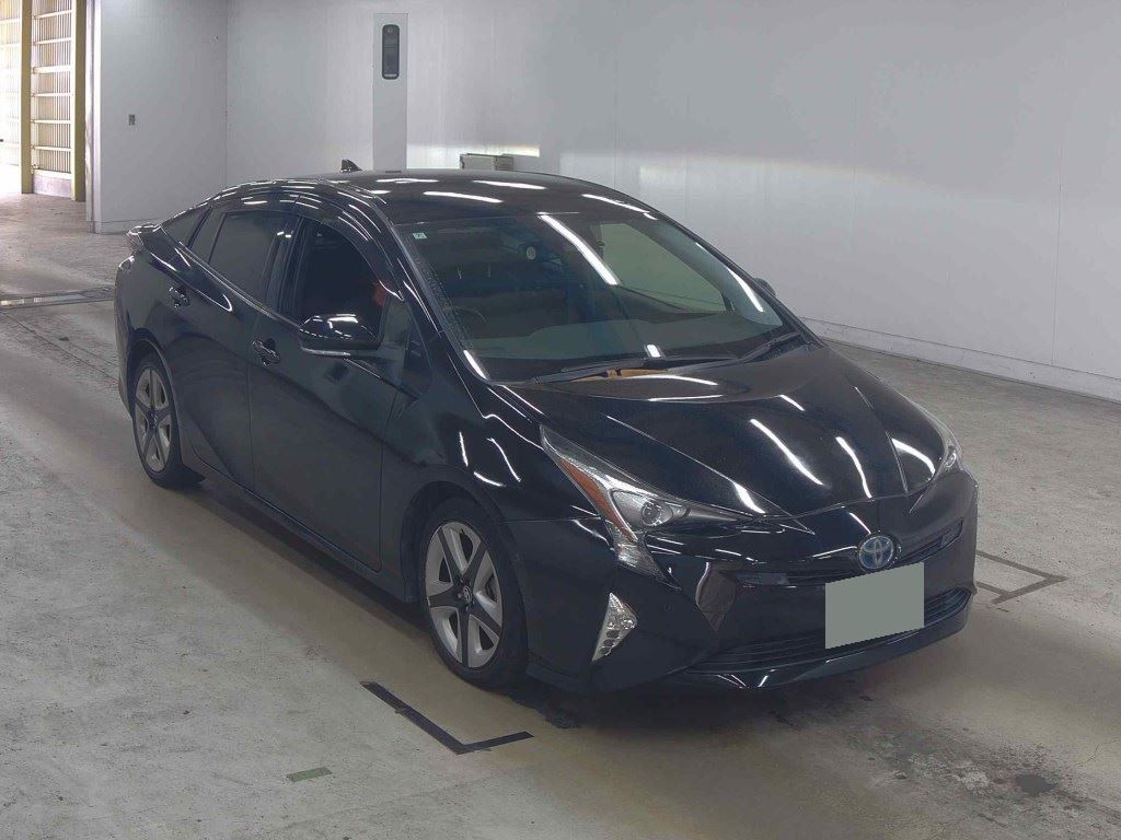 2018 TOYOTA PRIUS