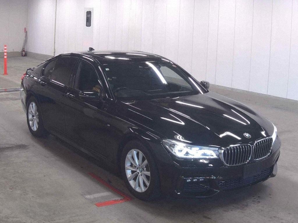 2016 BMW 740i M Sport